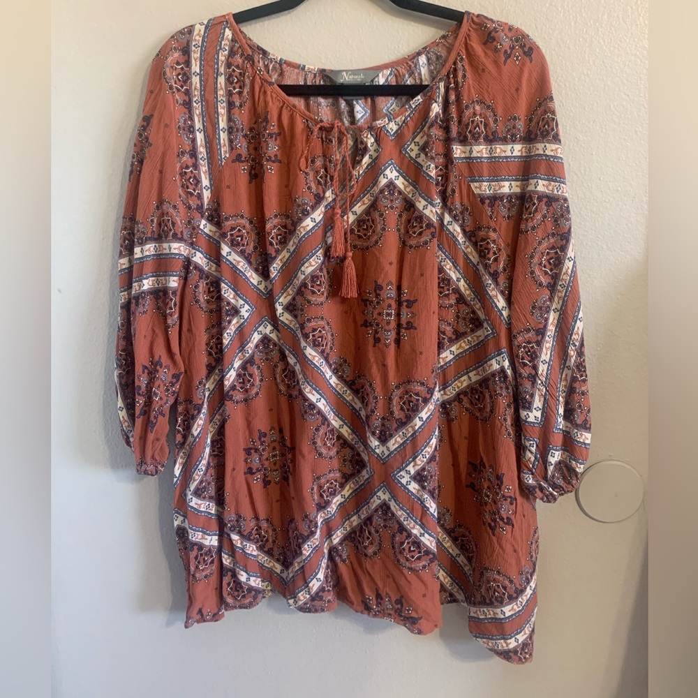 Natural reflections boho blouse warm colors and fun print size 2x